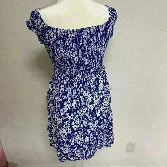Express Blue Floral Square Neck Dress with Smocking and Pockets - Picture 2 of 5